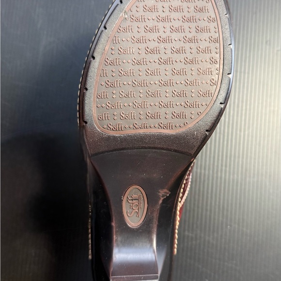 SOFFT WOMENS DARK BROWN MAROON MULES TOOLED LEATHER UPPER SIZE 8 M - Picture 11 of 14